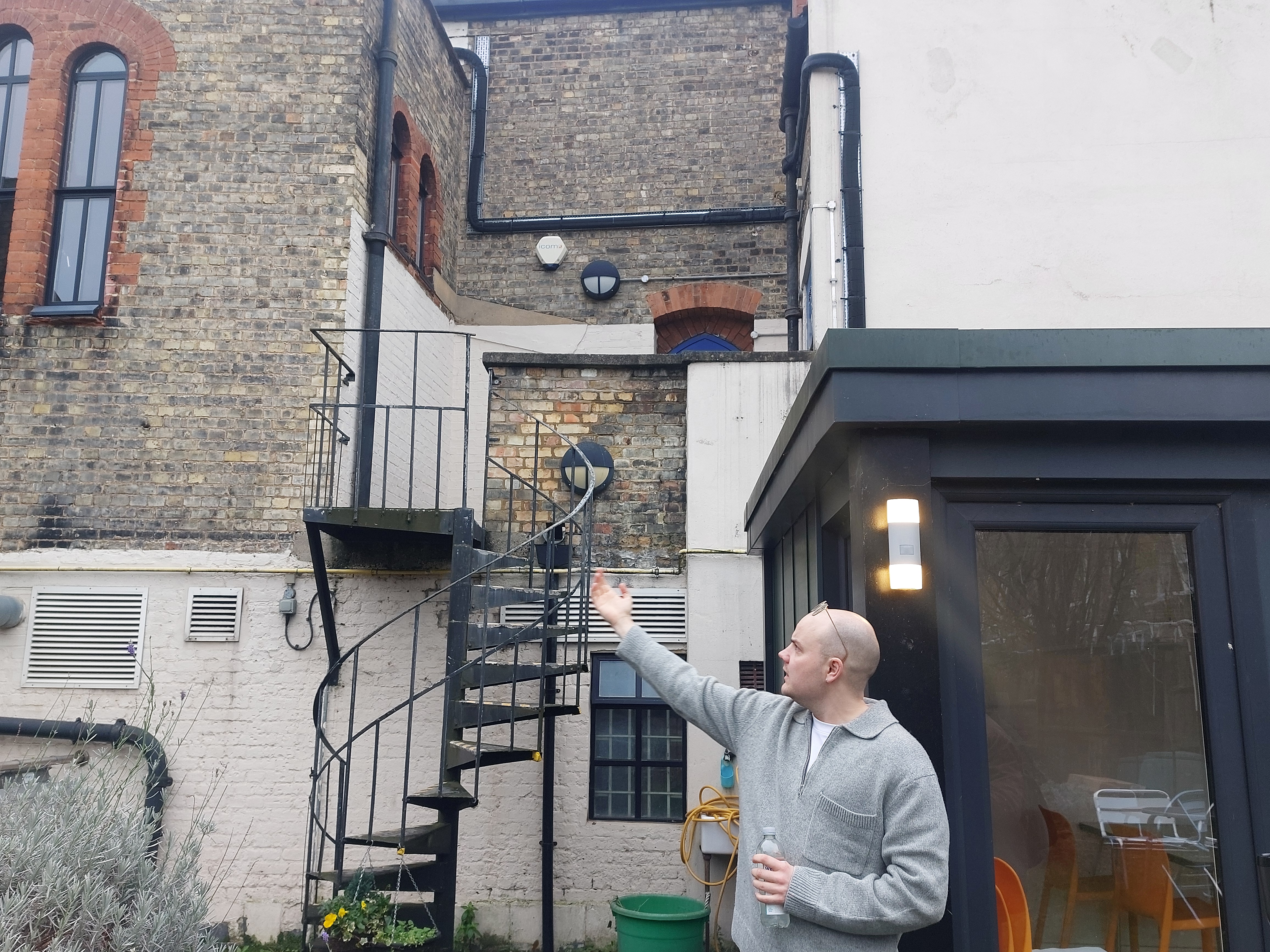 Mattias pointing at Pembroke House